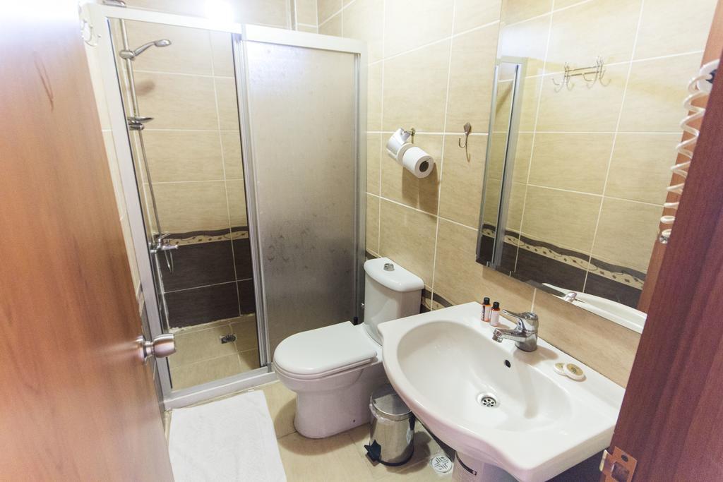 Herton Hotel Istanbul Rom bilde