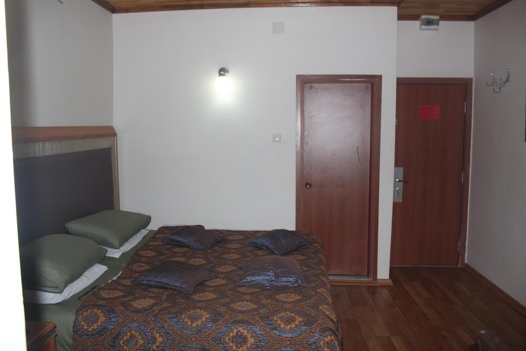 Herton Hotel Istanbul Rom bilde